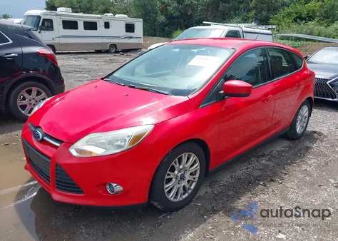2012 Ford Focus Se z USA, uszkodzony, nr VIN 1FAHP3K29CL178576
